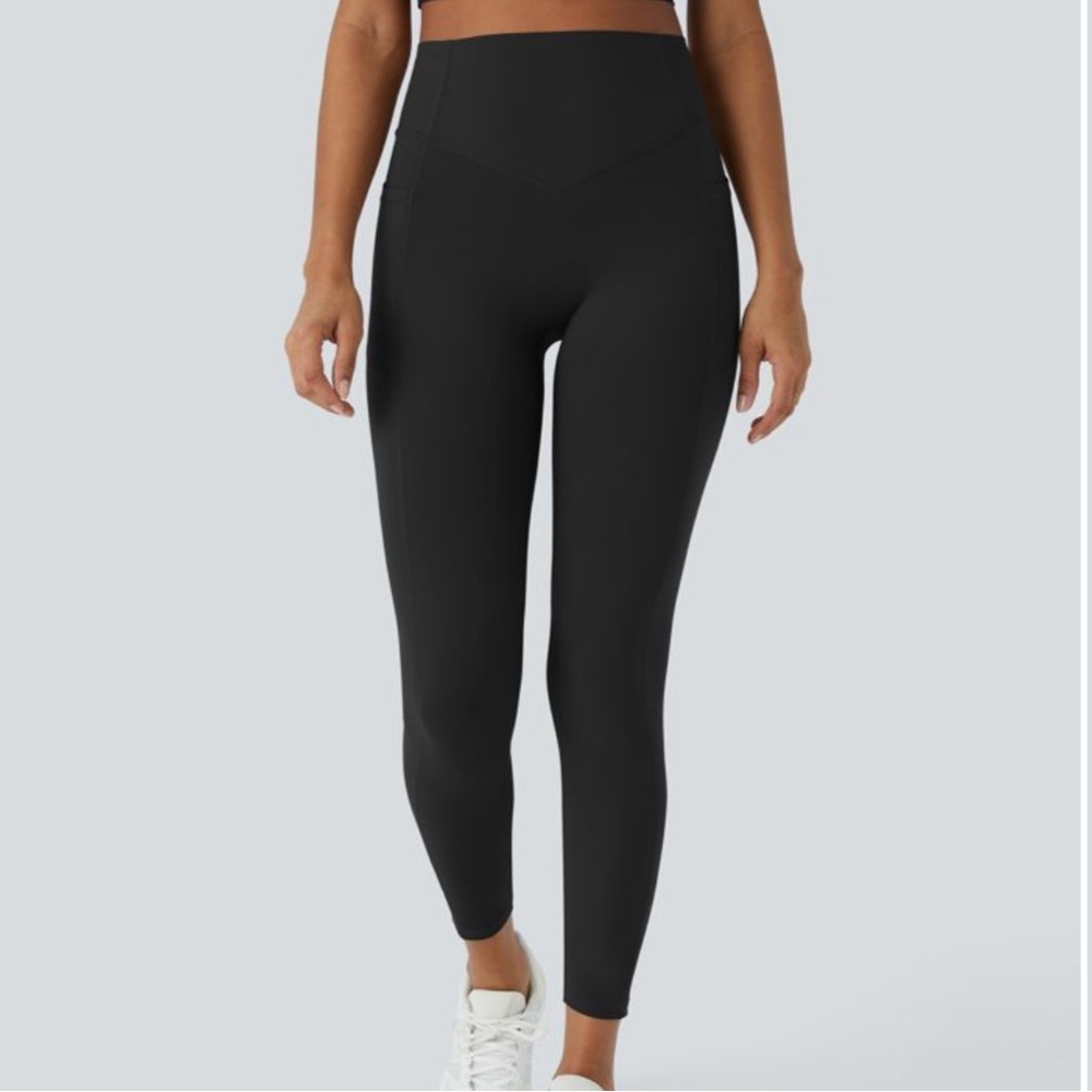Halara Black Leggings - butt lifting